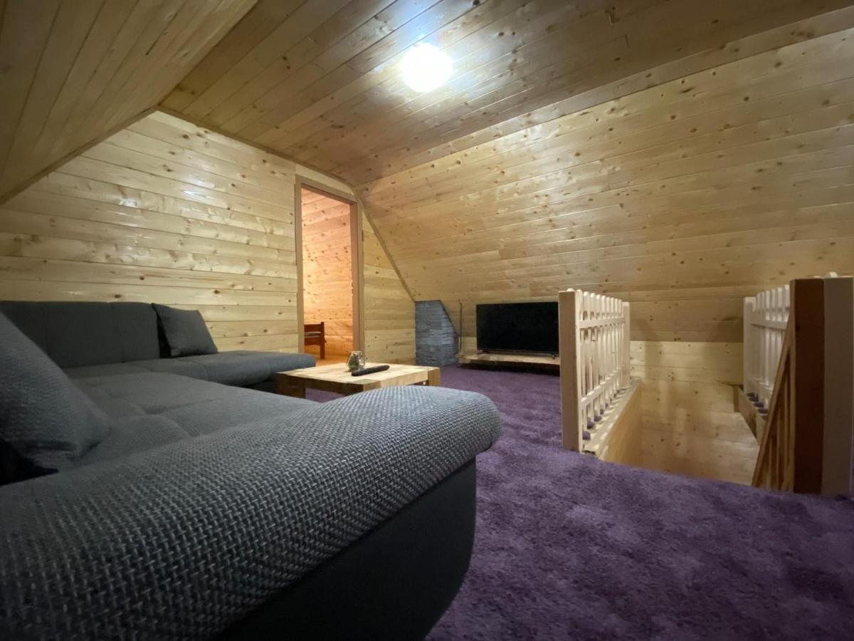 Wooden House With A Waterfall "Stipanov Mlin" Villa Plitvicka Jezera Exterior photo